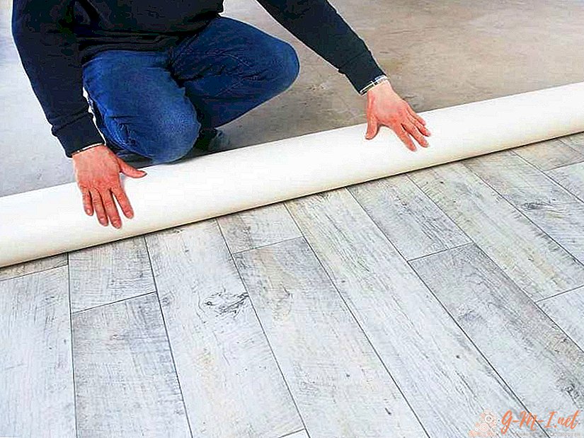 How to glue linoleum to a wooden floor