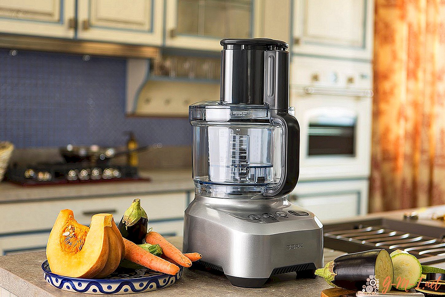 What is better meat grinder or food processor