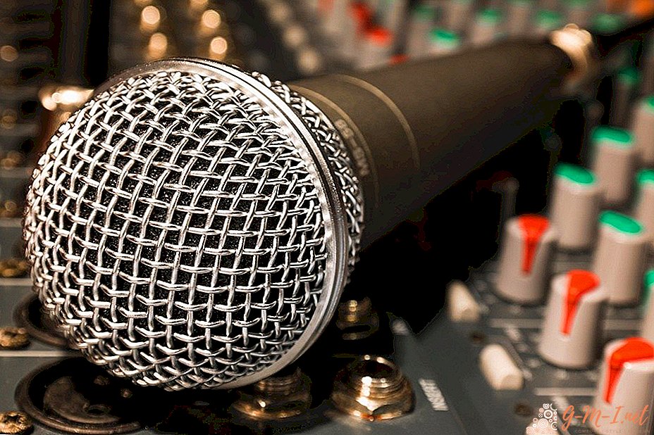 What is a microphone?