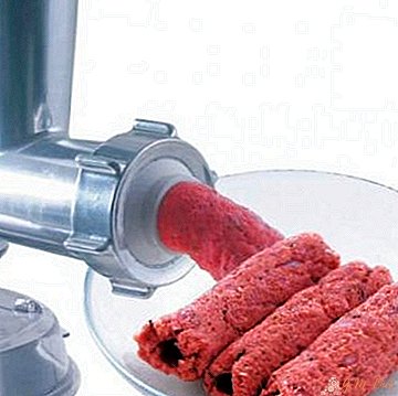 What is a kebbe attachment in a meat grinder