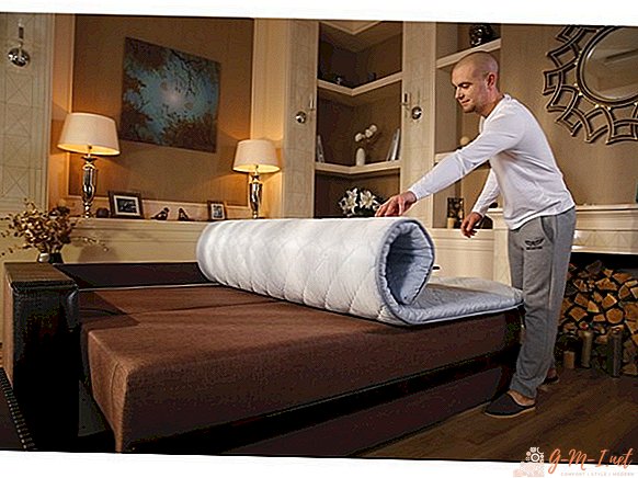 What is a topper mattress