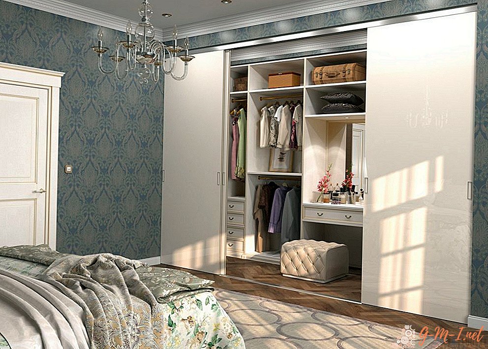 Dressing room in a small bedroom