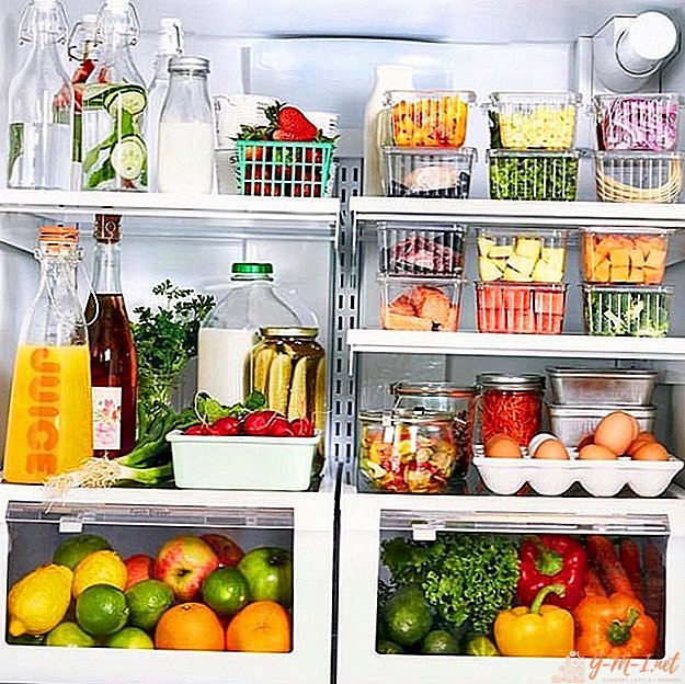 Hoe de ruimte in de koelkast efficiënt en economisch te gebruiken