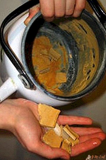 Comment nettoyer une bouilloire avec de l'acide citrique