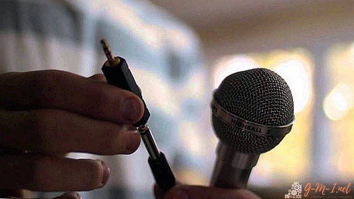 How to connect a karaoke microphone to a TV