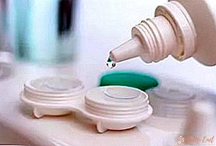 How to store contact lenses