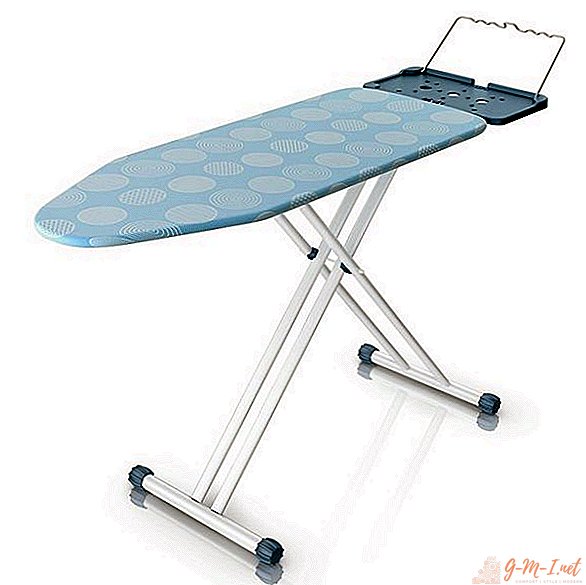 How to fold an ironing board