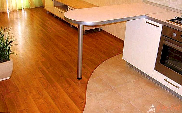How to combine laminate and tile on the floor