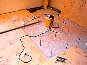 How to level a wooden floor under a laminate