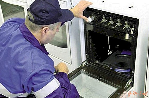 How to turn on the oven in a gas stove