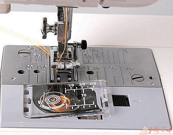 What type of shuttle in a sewing machine is better