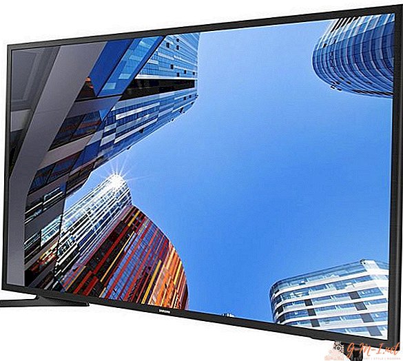 What type of screen is best for a TV