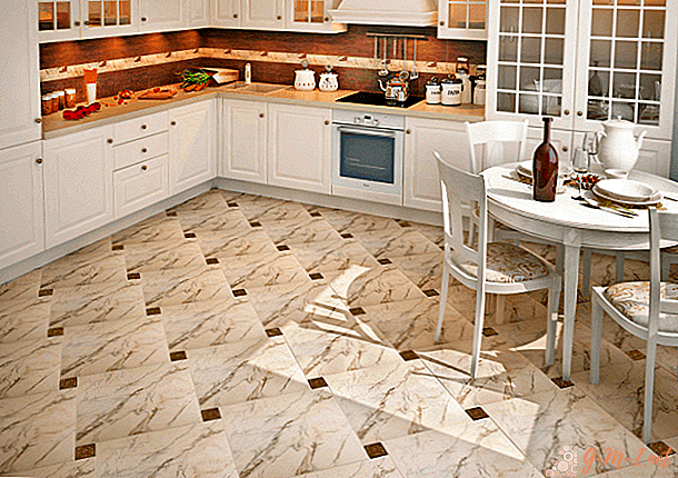 What tiles to put on the kitchen floor