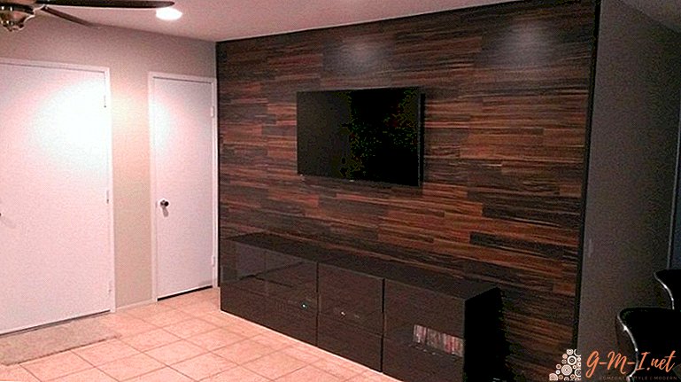 Laminate on the wall mounting methods