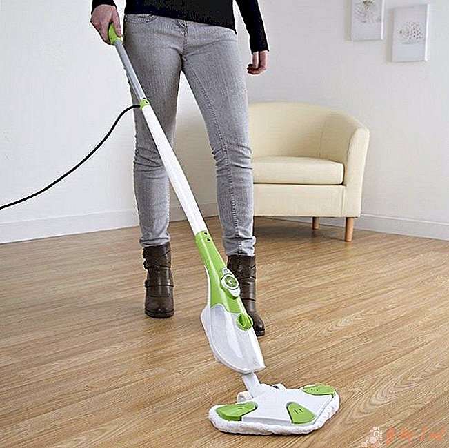 Can laminate be washed with a steam mop