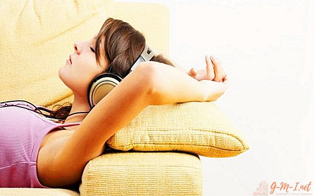 Is it possible to sleep in headphones with music