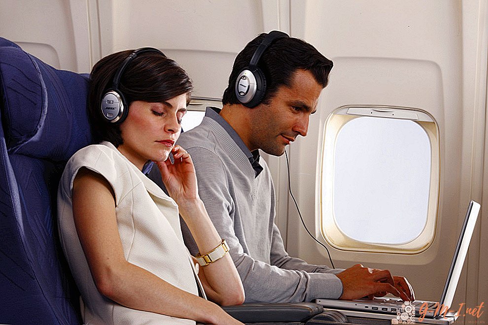 É possível usar fones de ouvido bluetooth em um avião