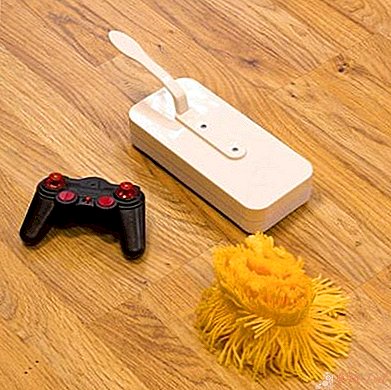 New Japanese invention - radio-controlled mop