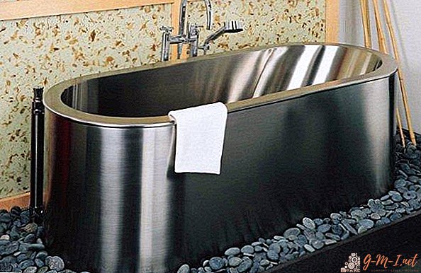 Pros and cons of steel bath