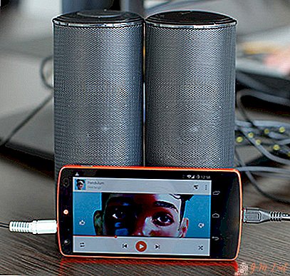 How to connect the phone to the speaker via USB