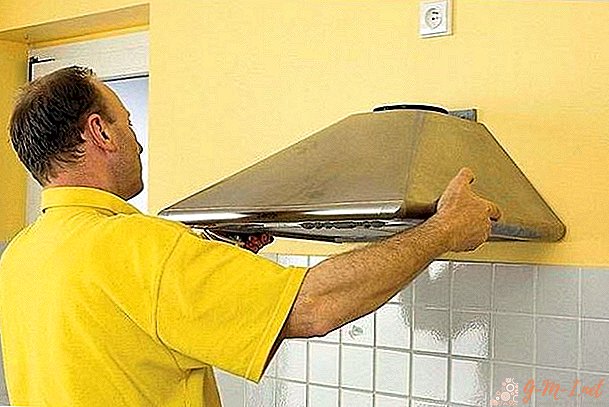Installing a hood in the kitchen