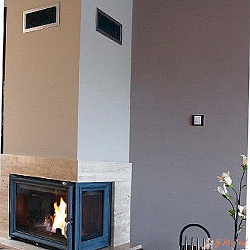 Fireplace ventilation grilles