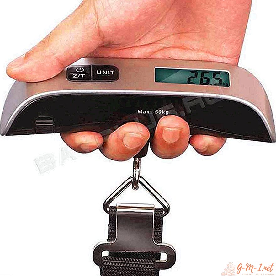 Luggage scales for travelers