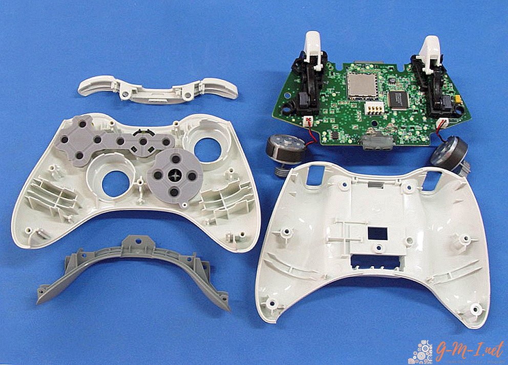 How to disassemble the Xbox 360 joystick