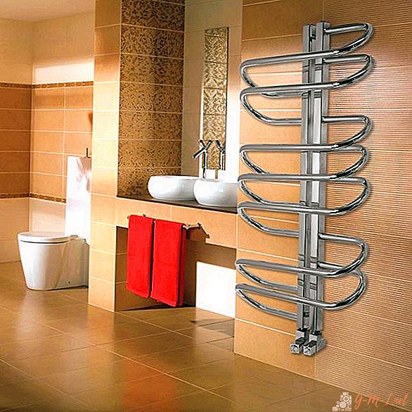 Replacing the heated towel rail in the bathroom