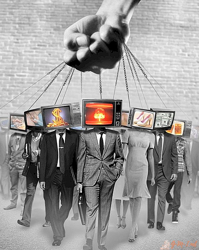 "Zomboyaschik" or how TV controls your mind